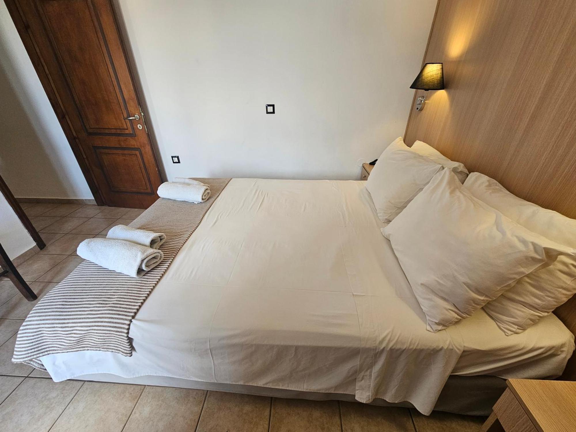 Elounda Sunrise Apartments Екстер'єр фото