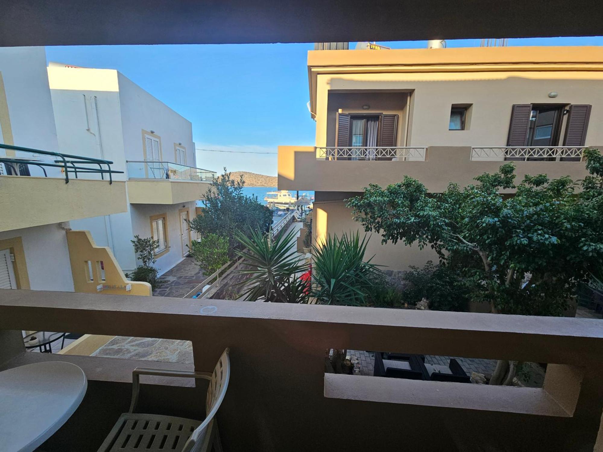 Elounda Sunrise Apartments Екстер'єр фото
